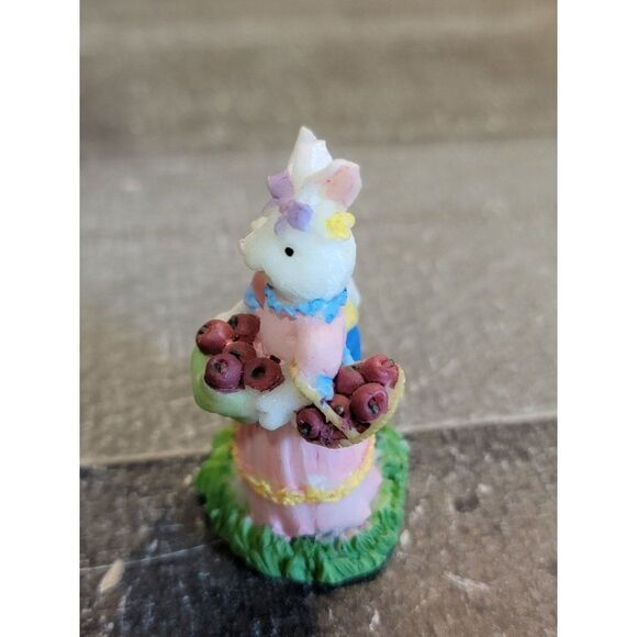 Easter rabbit bunny apple-picking Village accessory decor - Picture 2 of 4